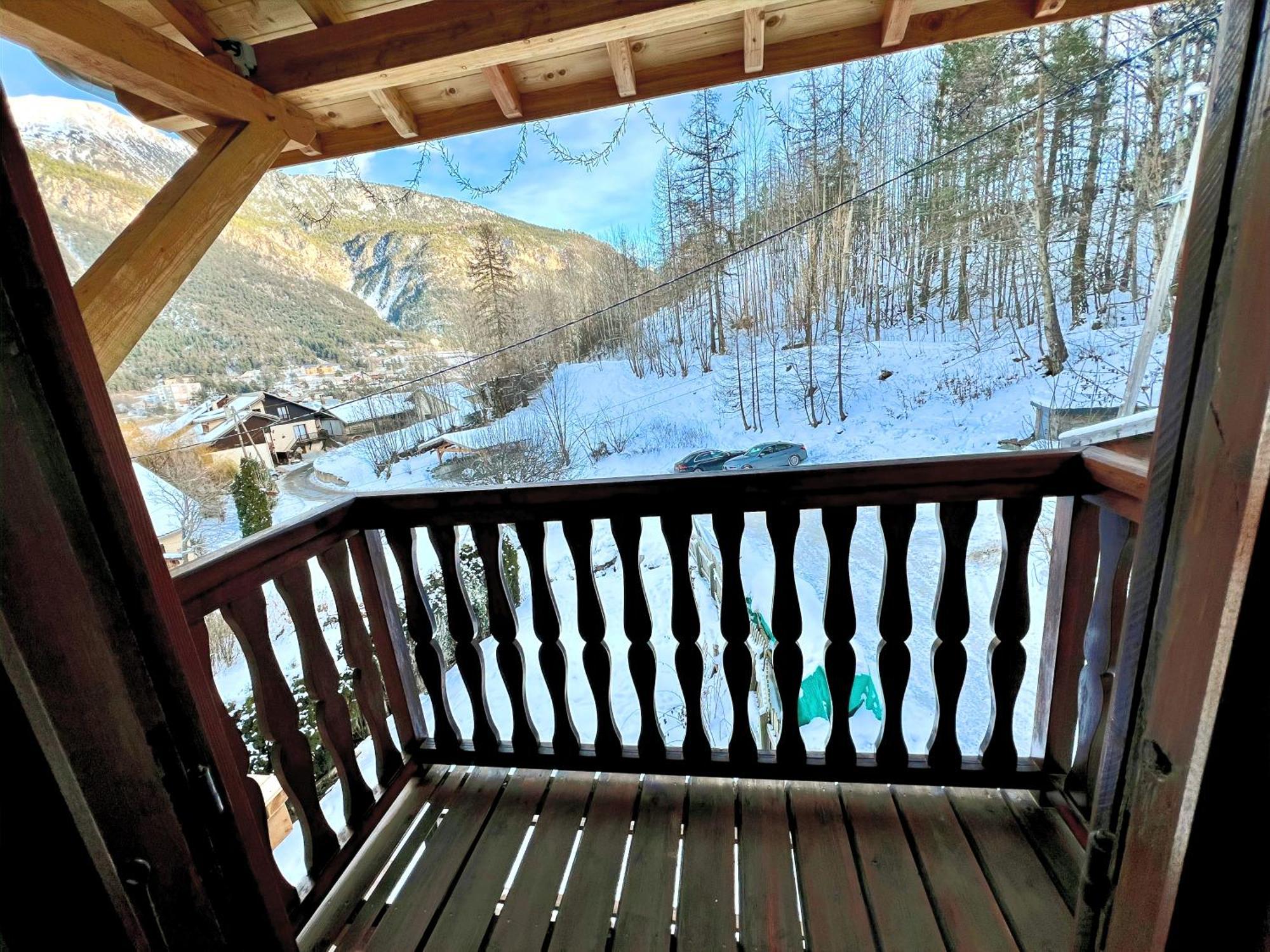 Charmante Maison De Montagne Briançon Exterior foto